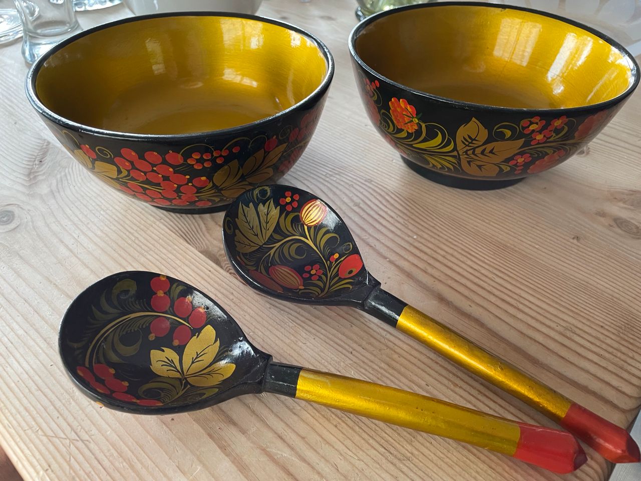 Kinesiske skåler og skjeer | FINN-torget Kinesiske skåler og skjeer | FINN-torget