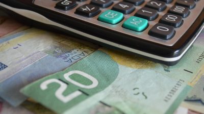 OPTIMALISASI PEMBIAYAAN BERBASIS BAGI HASIL PADA BANK SYARIAH DI ...